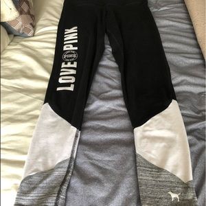 VS pink yoga pants